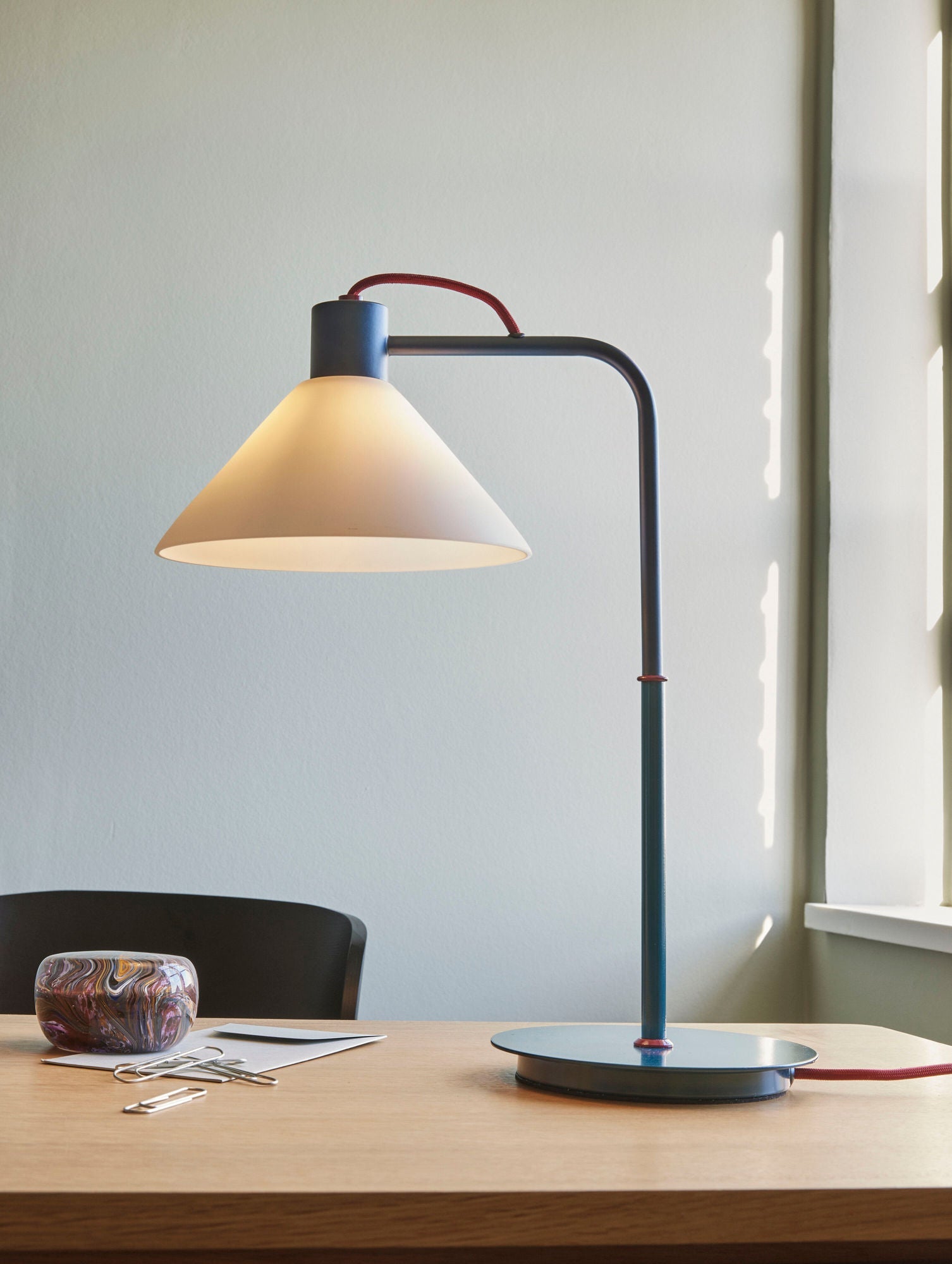 Hübsch Spot Table Lamp Blue