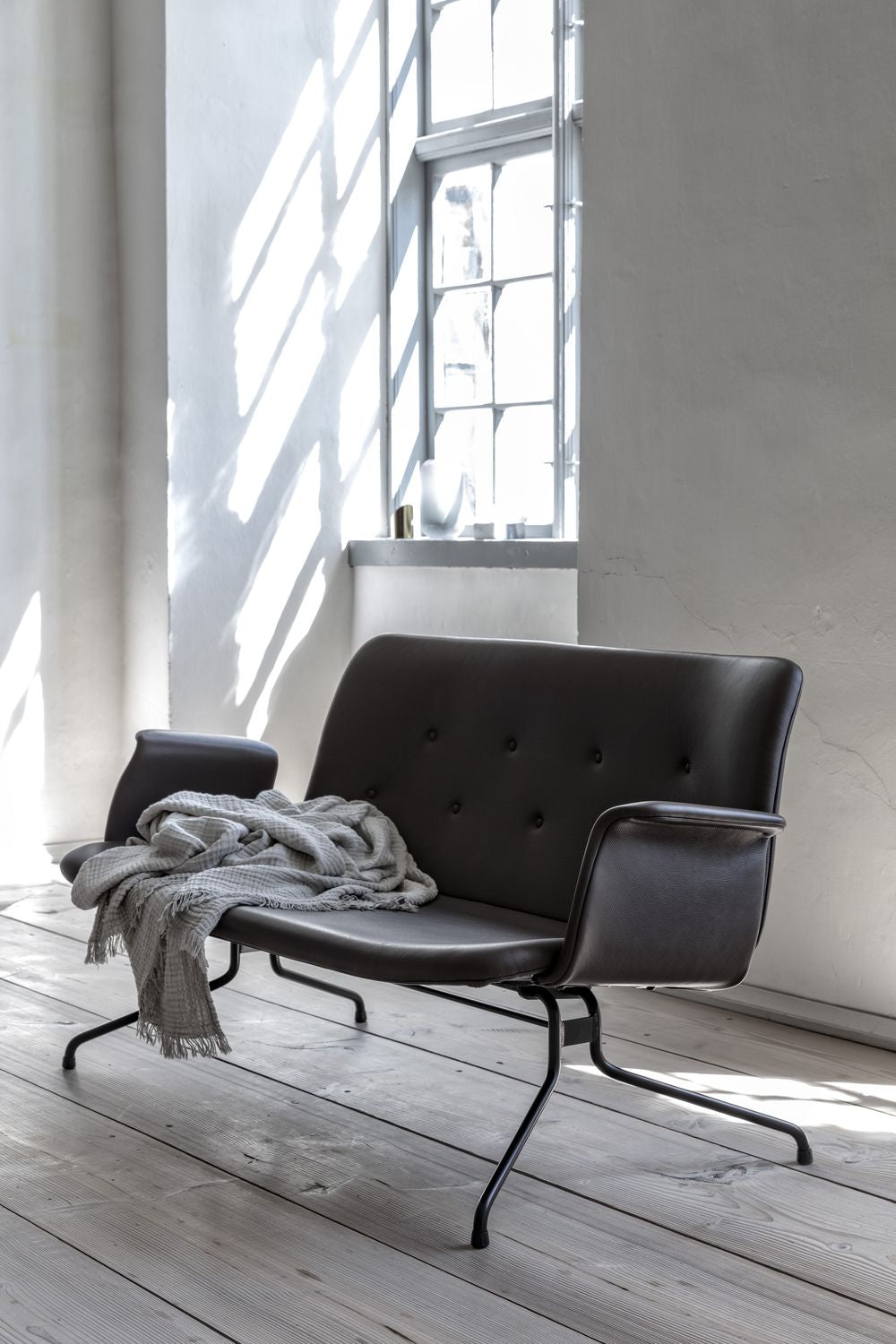 Bent Hansen Primum 2 Person's Sofa Without Armrests, Frame In Black Powder Coated Steel // Black Adrian Leather