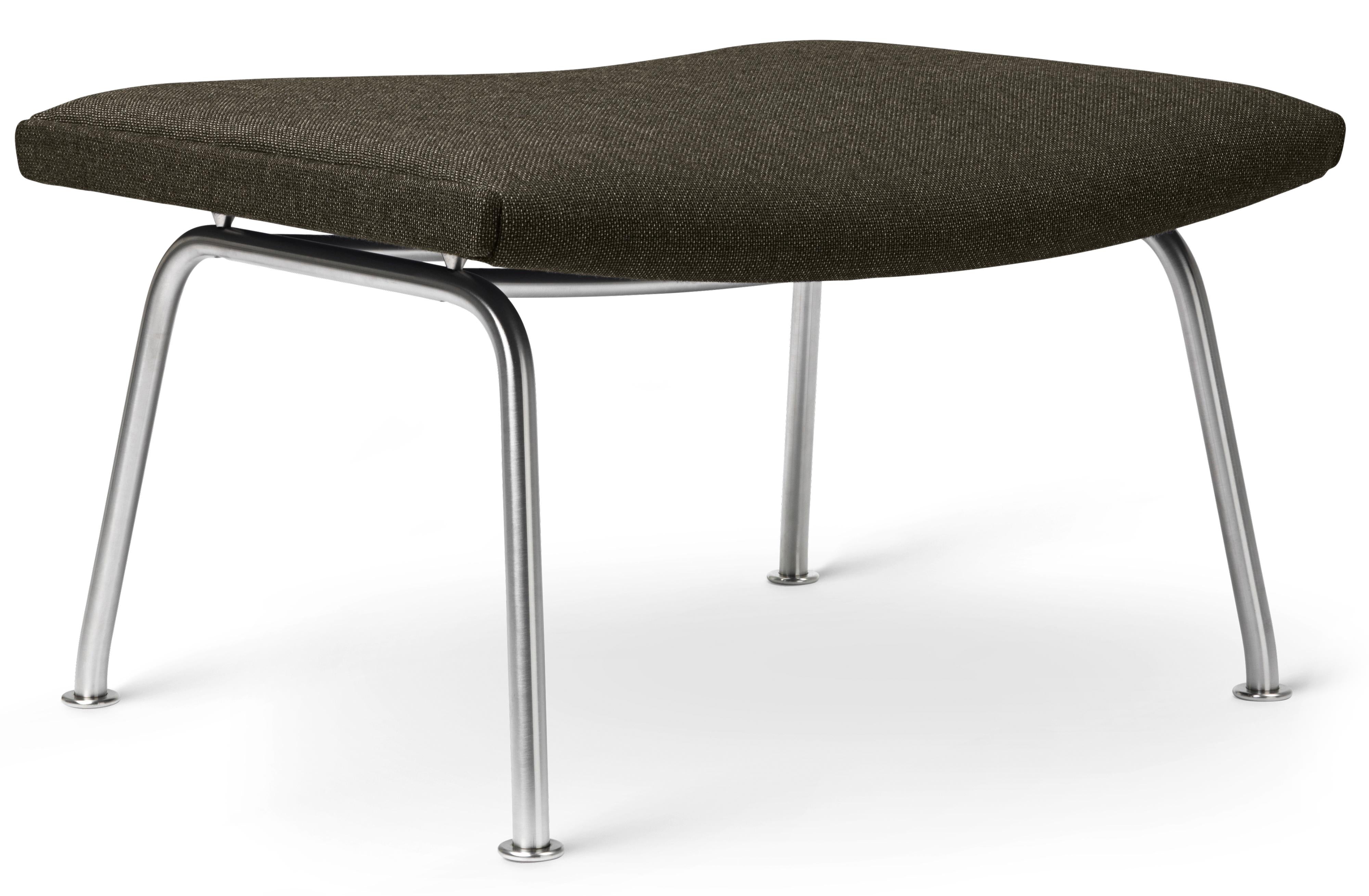 Carl Hansen Ch446 Footstool, Passion 1101