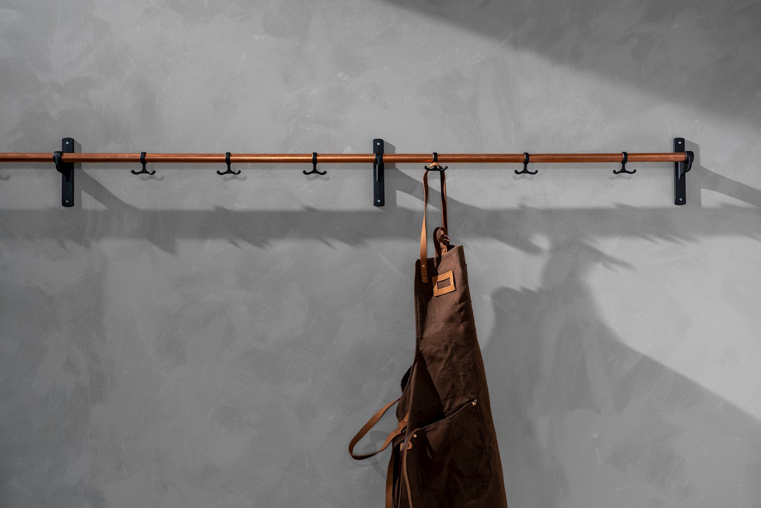 Essem Design Nostalgi Hook Bar Copper, Black