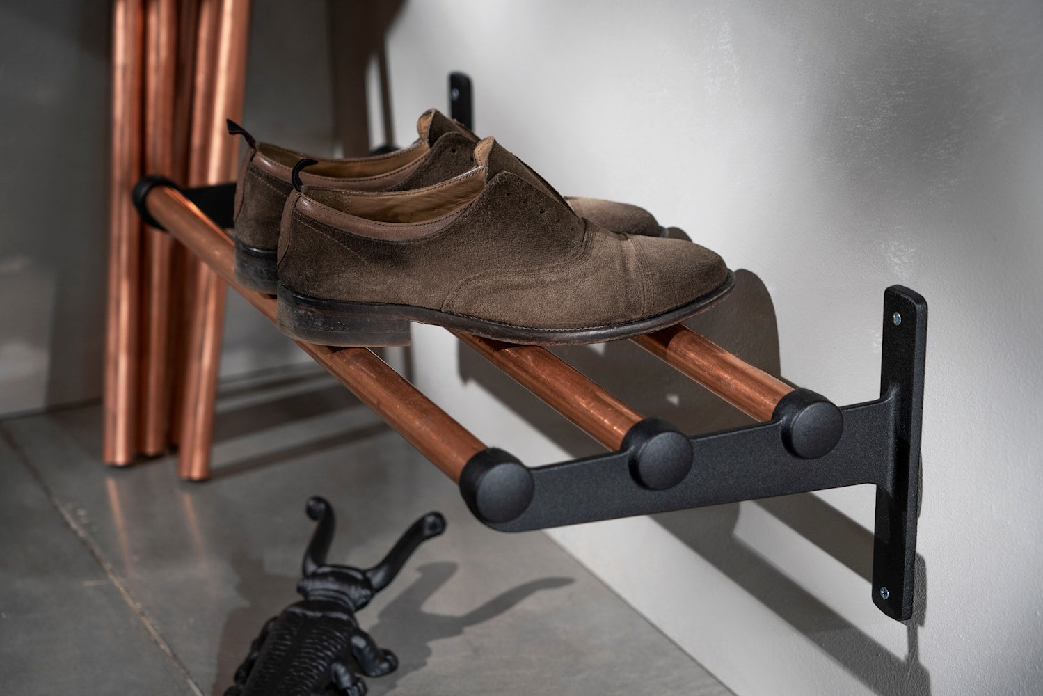 Essem Design Nostalgi Shoe Rack Walnut, Black