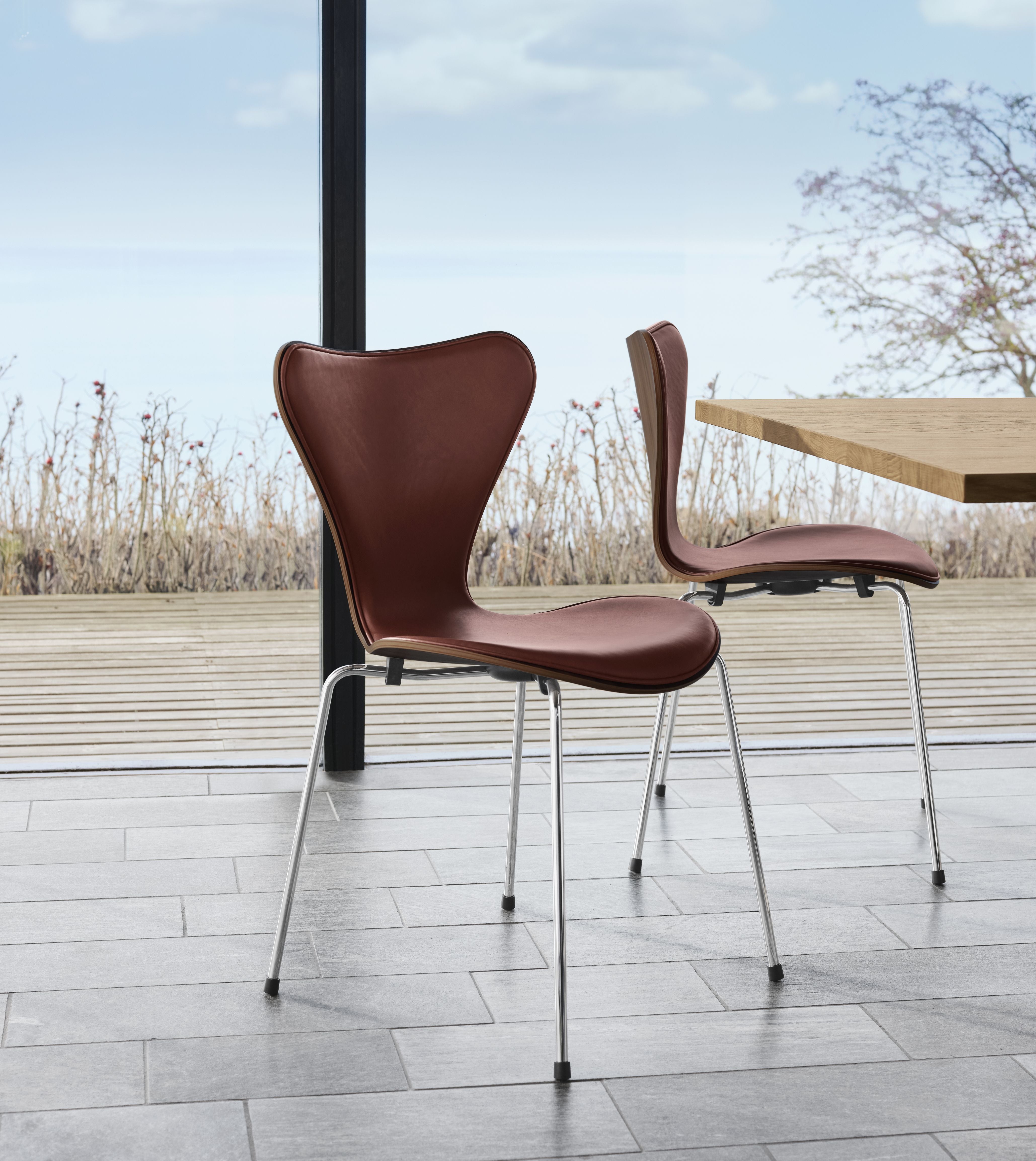 Fritz Hansen 3107 Chair, Front Upholstery With Grace Chestnut Leather Anniversary Collection