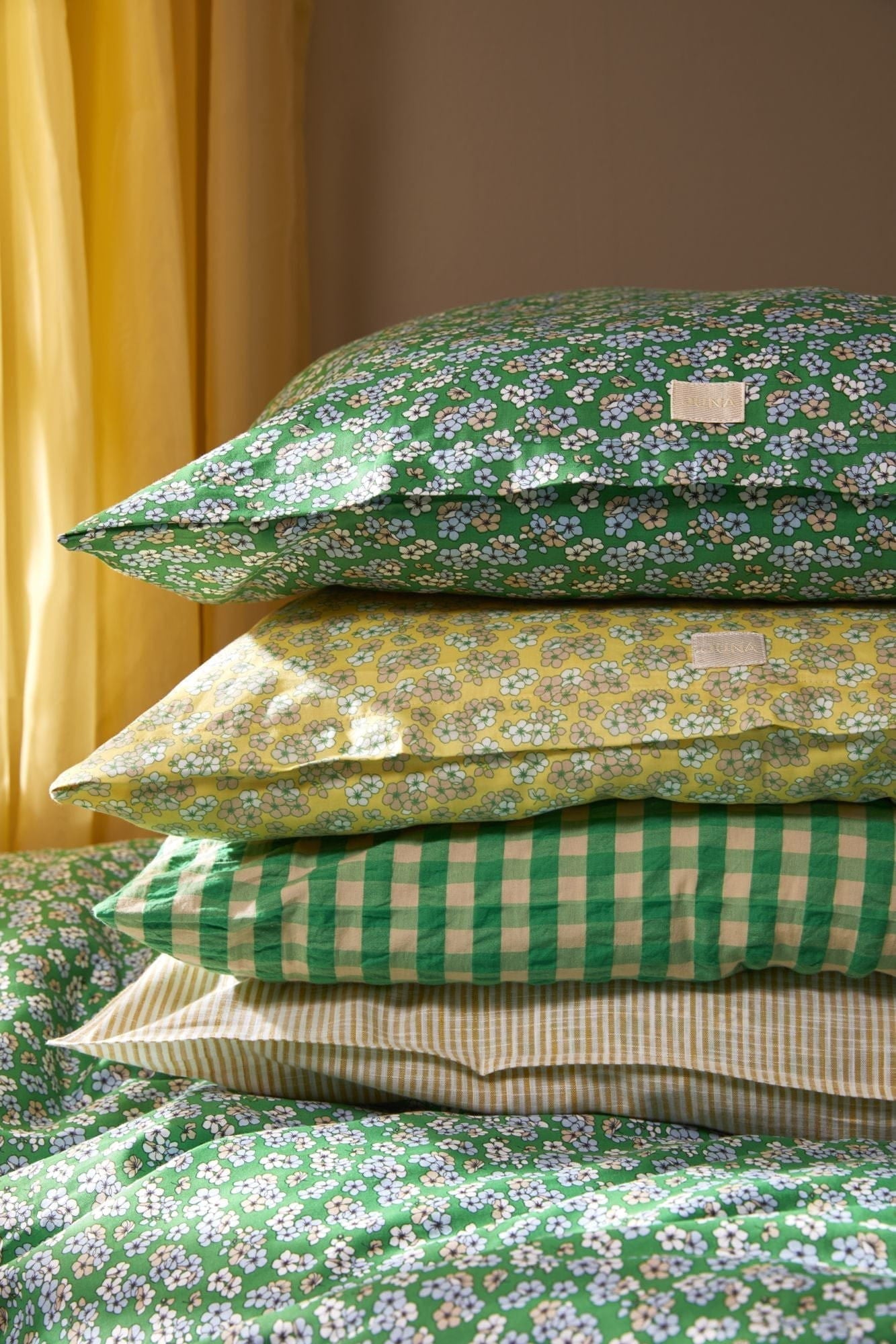 Juna Pleasantly Bed Linen 140x200 Cm, Green