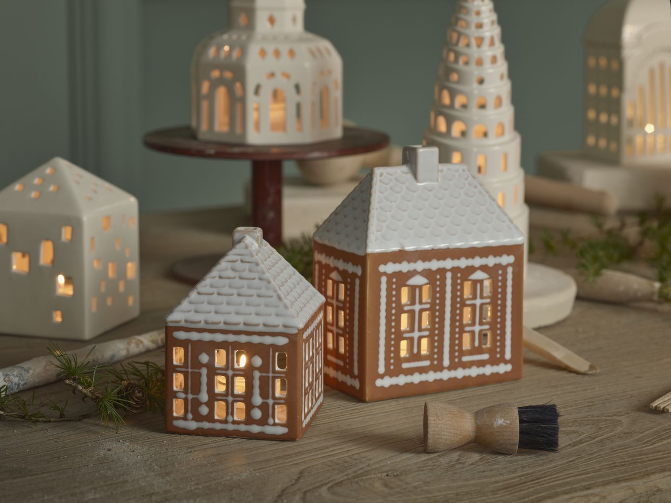 Kähler Gingerbread Lighthouse Brown, Small