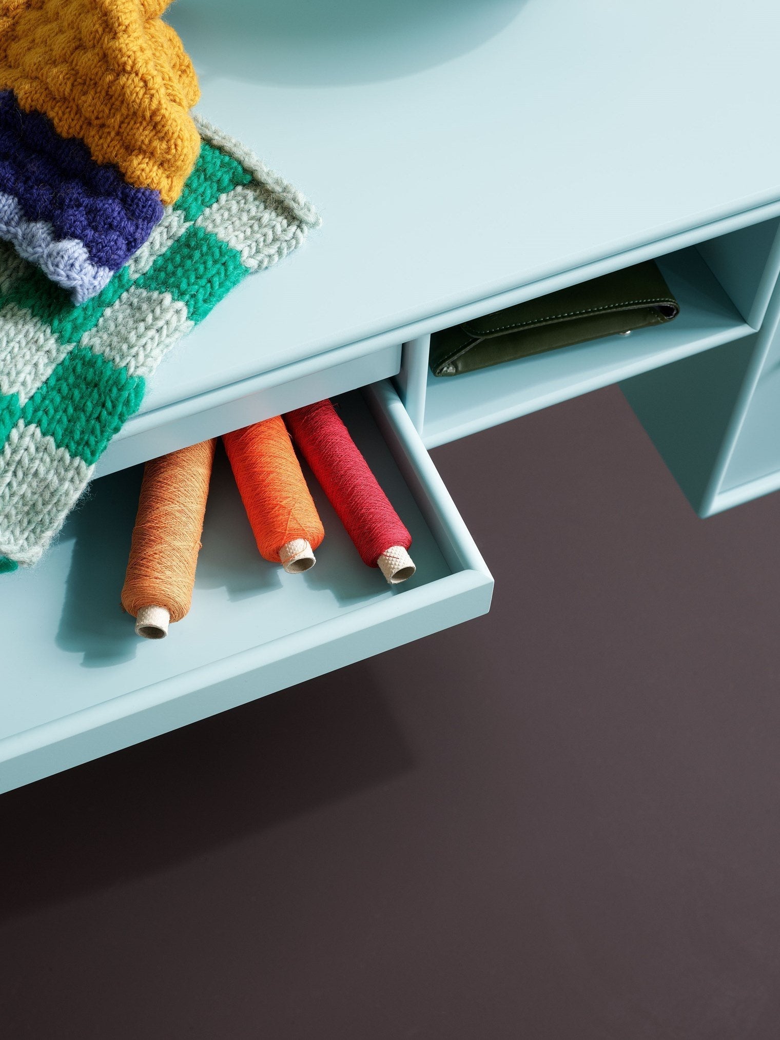 Montana Bureau Work Desk, Beetroot Red