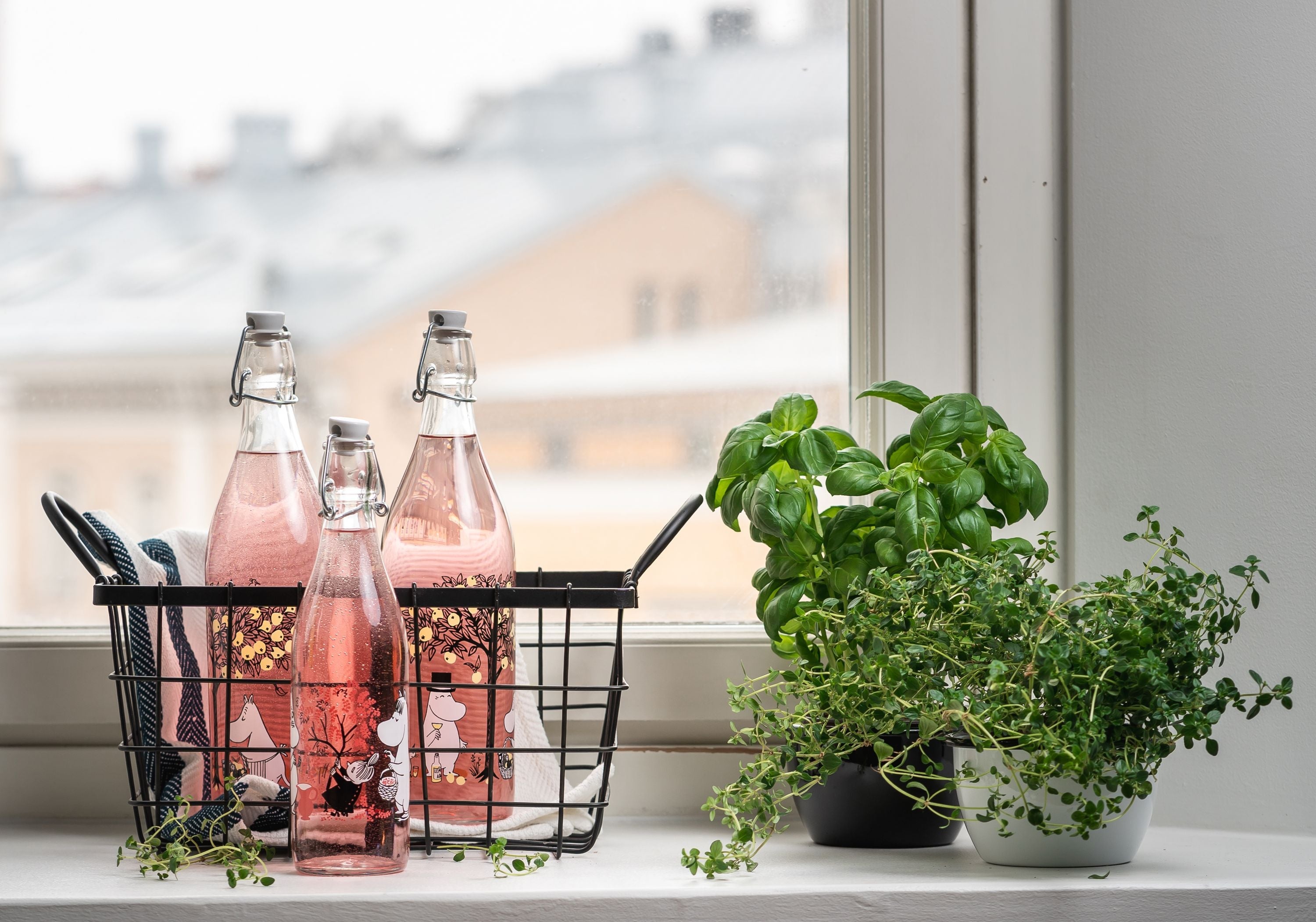 Muurla Moomin Glass Bottle, Berries