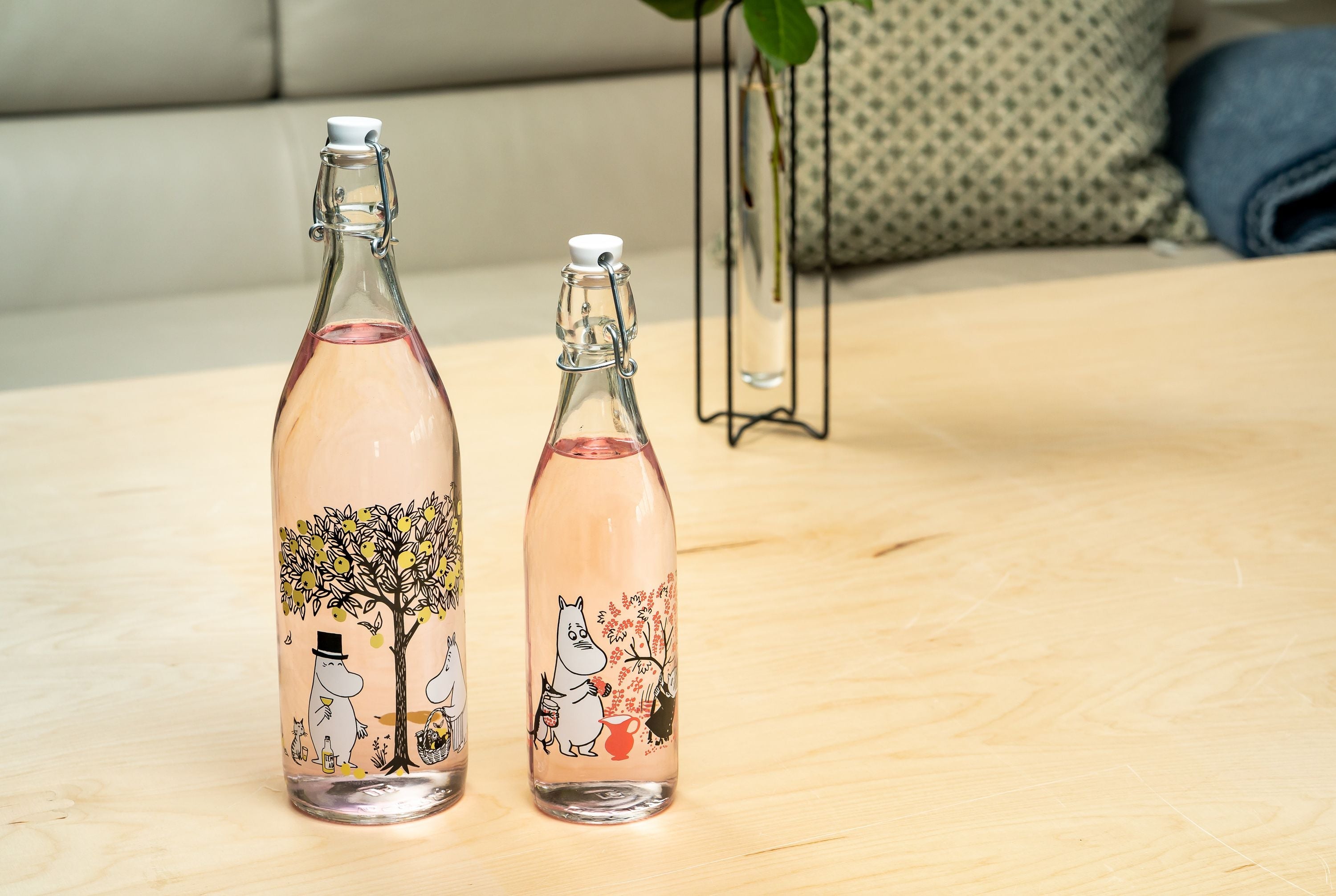 Muurla Moomin Glass Bottle, Berries