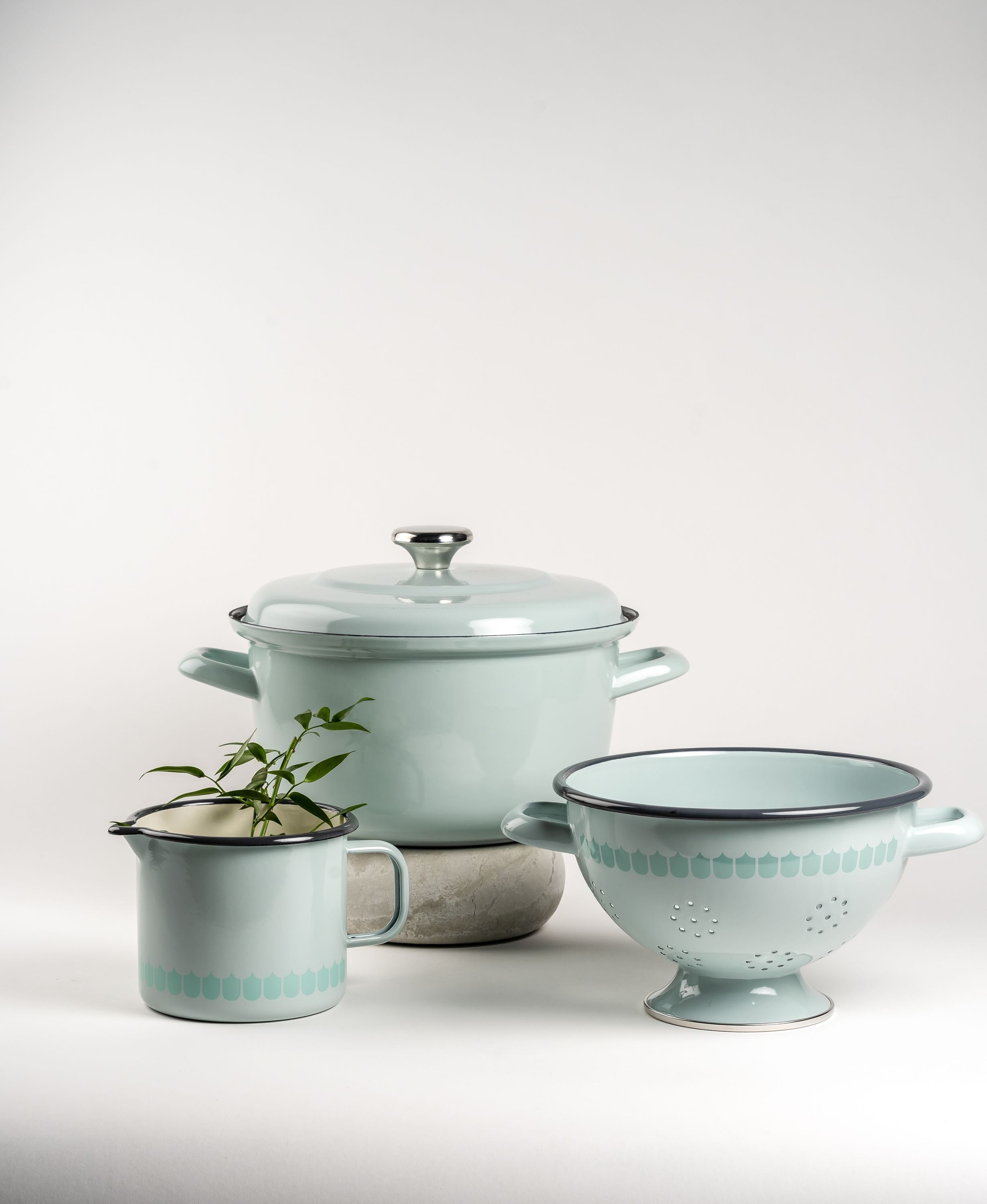 Muurla Vappu Kitchen Enamel Stew Pot, Green