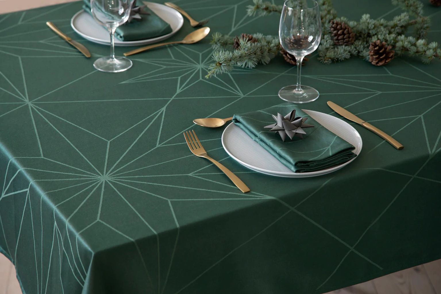 Novoform Design Stars Tablecloth 270 Cm, Green