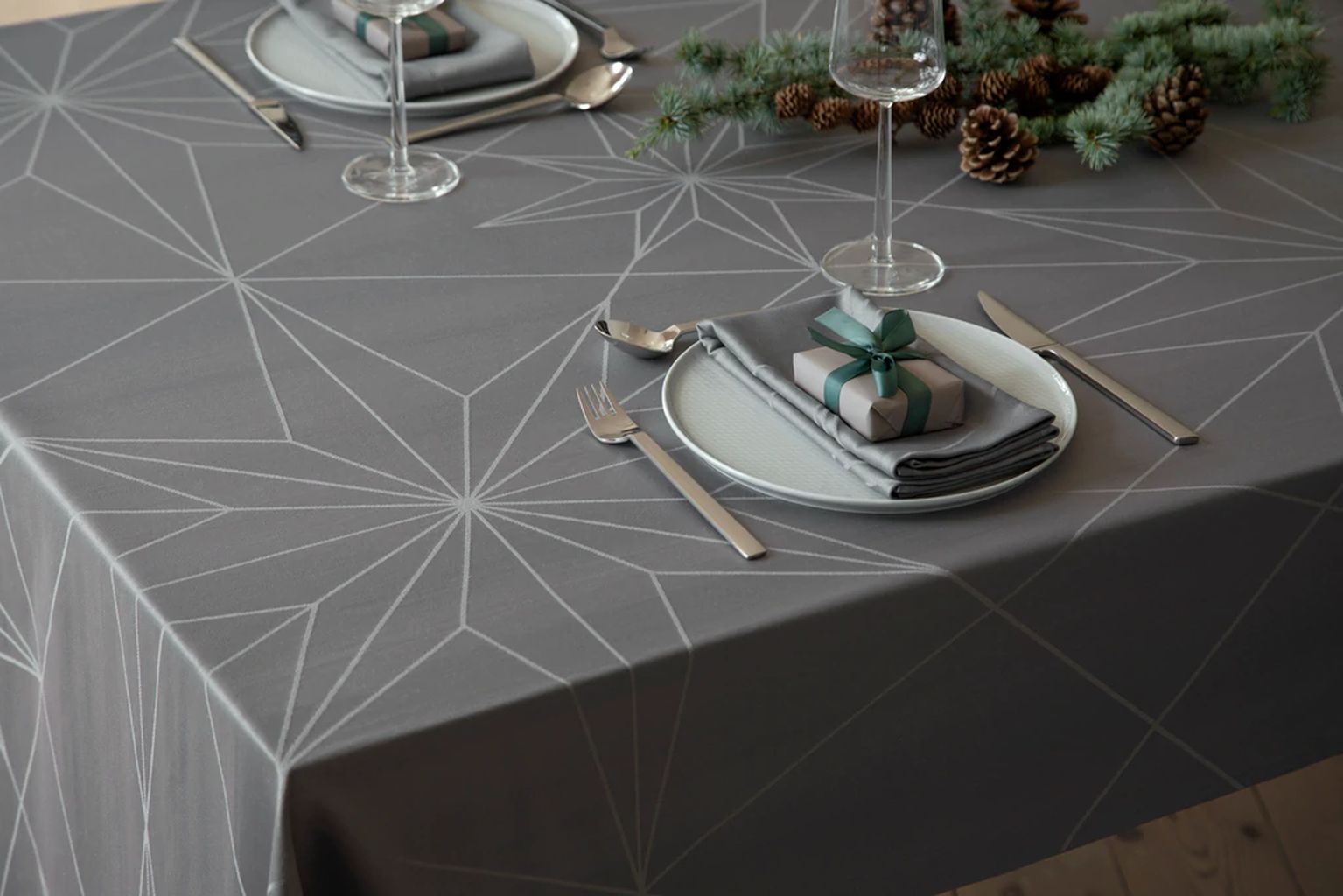 Novoform Design Stars Tablecloth 270 Cm, Winter Grey