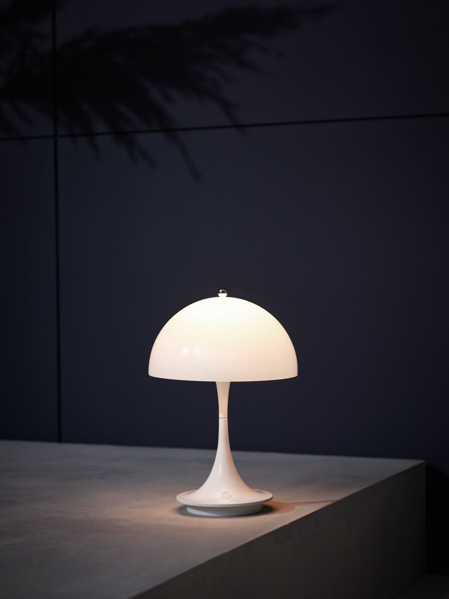 Louis Poulsen Panthella 160 Portable Table Lamp Led 27 K V2, White