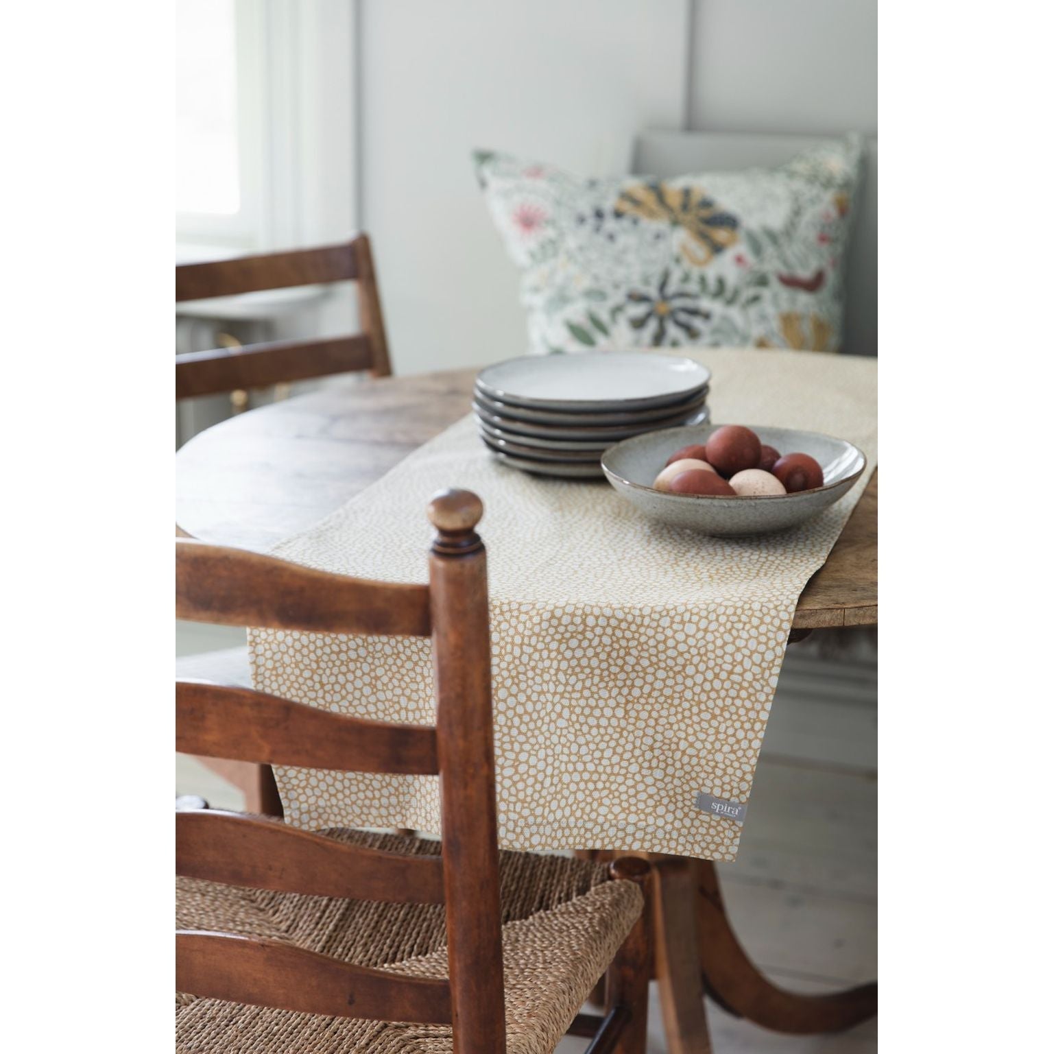 Spira Dotte Table Runner, Honey