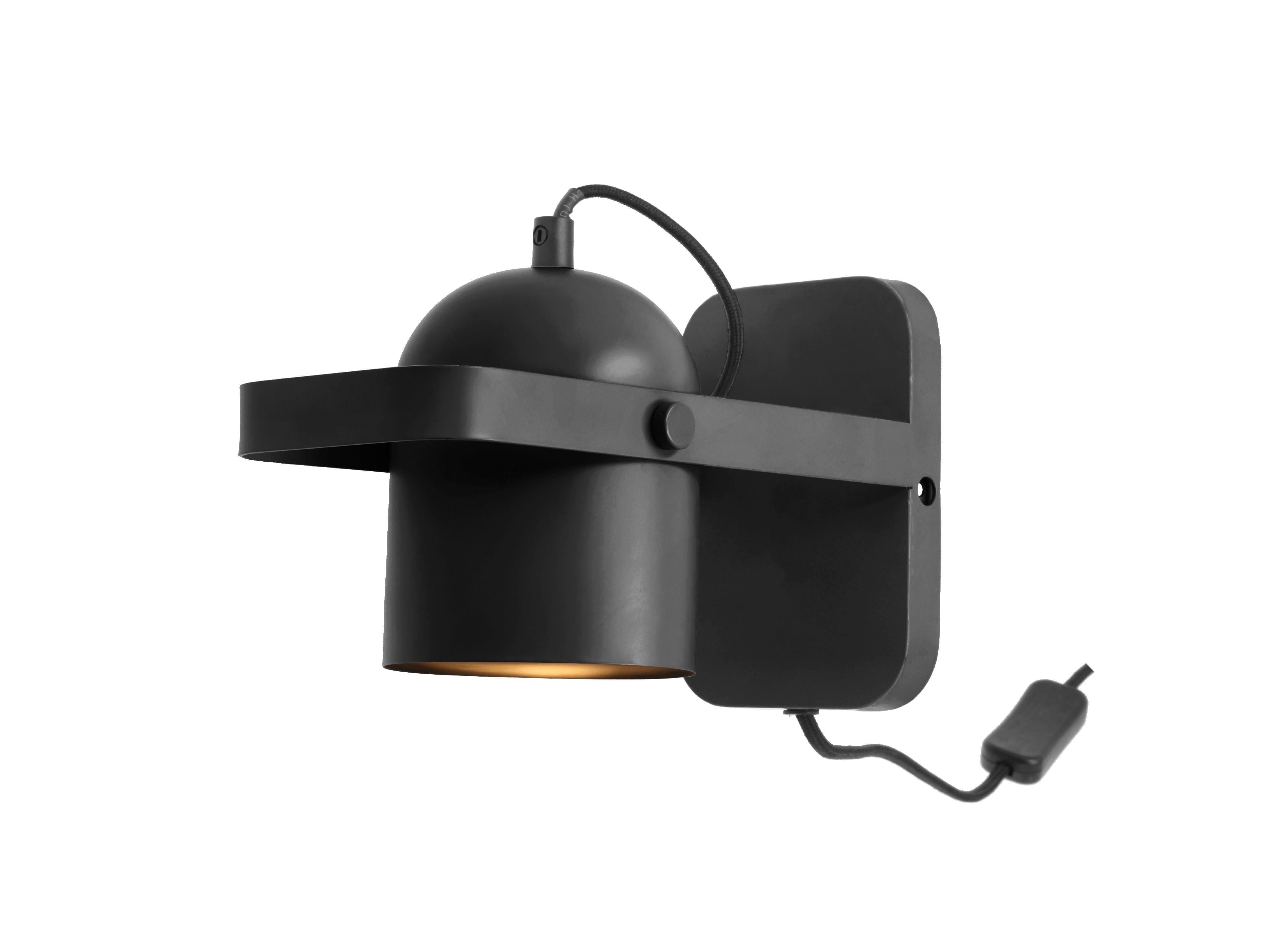 Villa Collection Nesvik Wall Lamp, Black