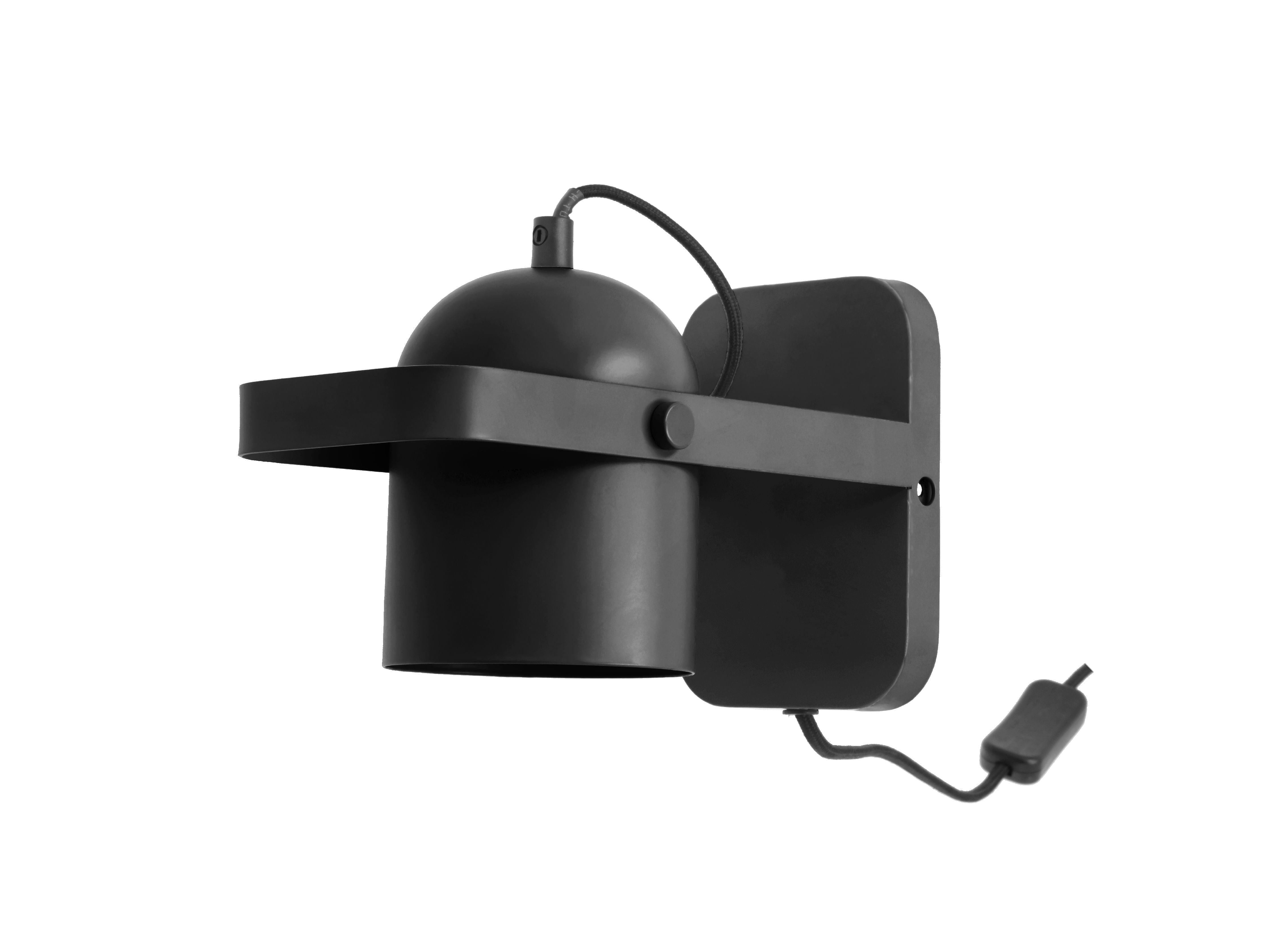 Villa Collection Nesvik Wall Lamp, Black