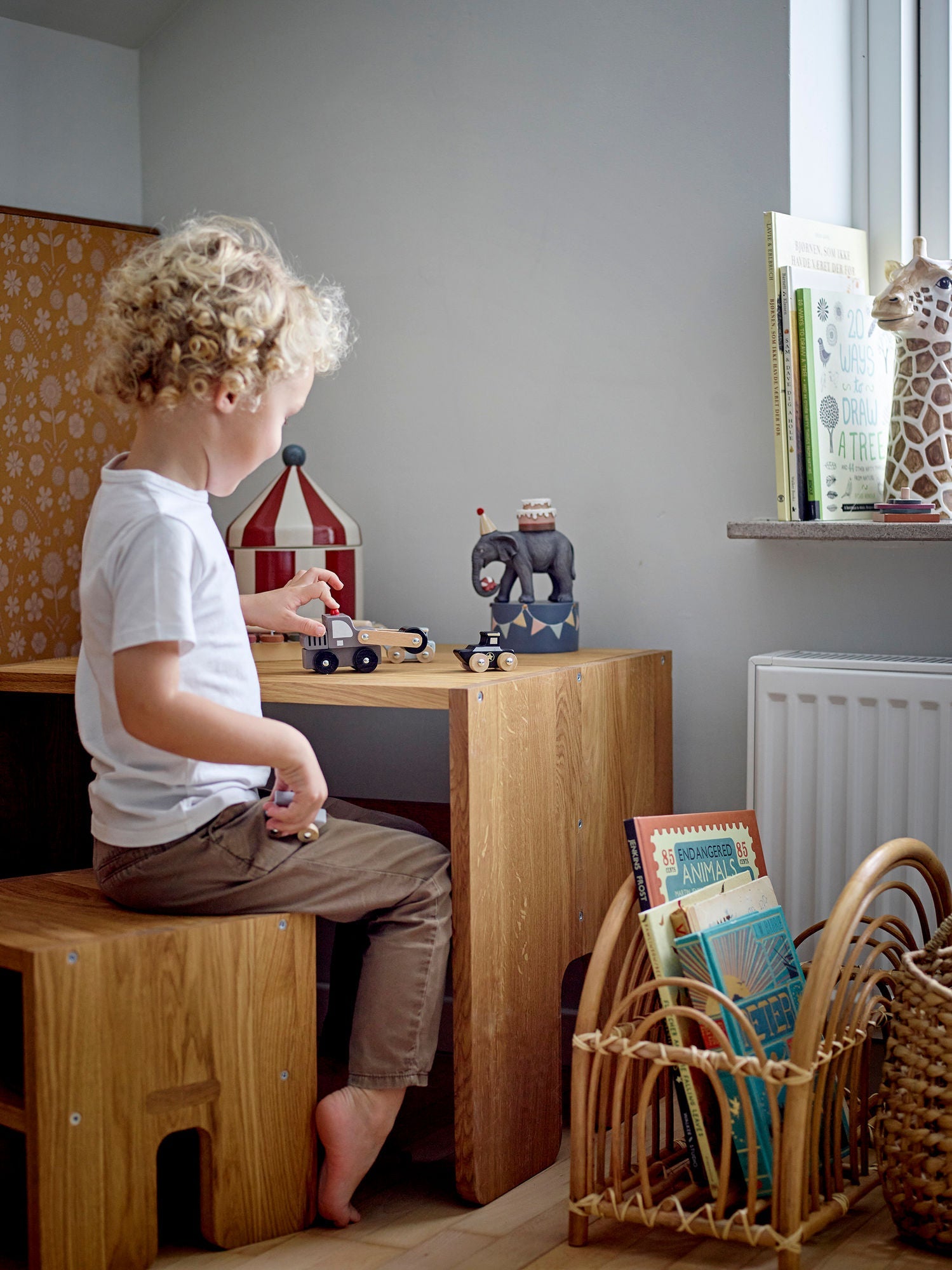 Bloomingville MINI Bas Stool, Brown, Oak