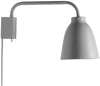  Le Caravage lu à la lampe murale gris