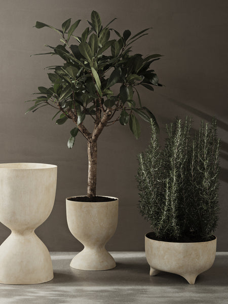 Ferm Living Evoke Pot H27 Warm Sand