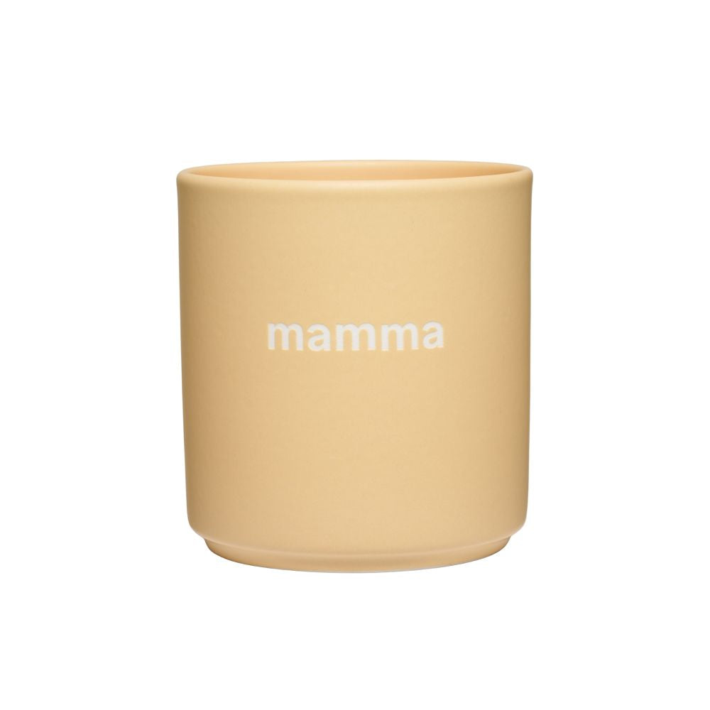 Design Letters Vip Favourite Cup, Mamma