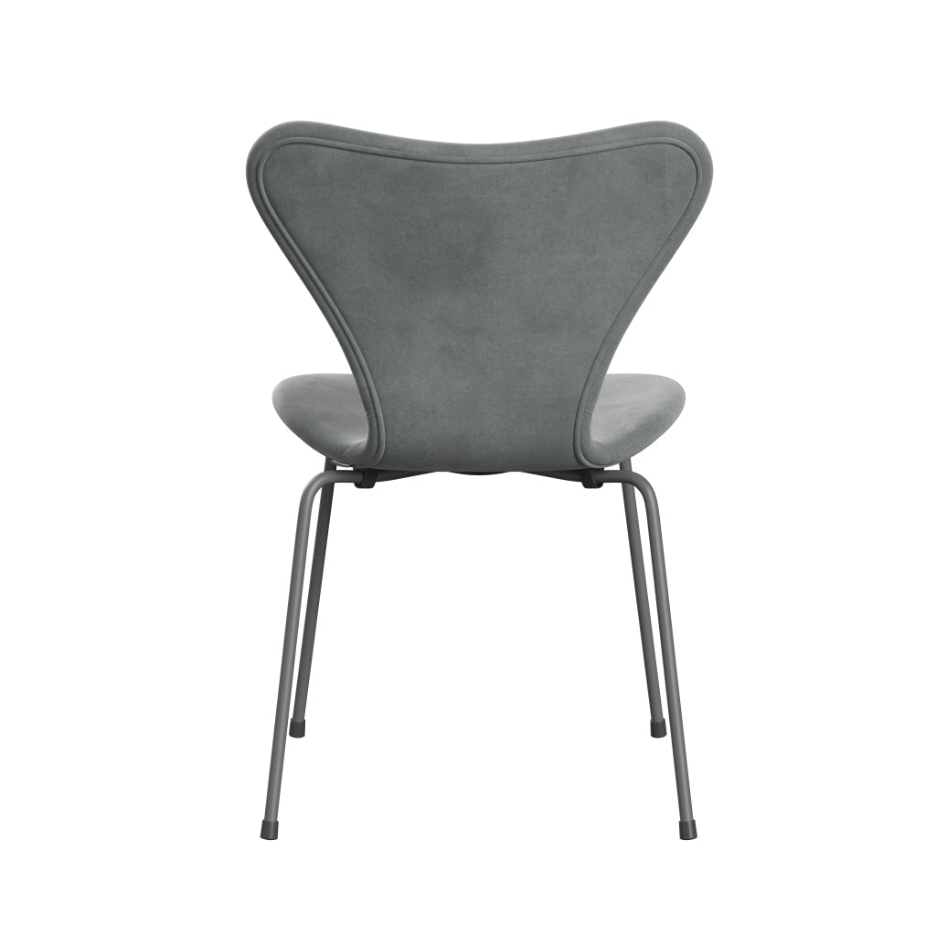 Fritz Hansen 3107 Chair Full Upholstery, Silver Grey/Belfast Velvet Seal Grey