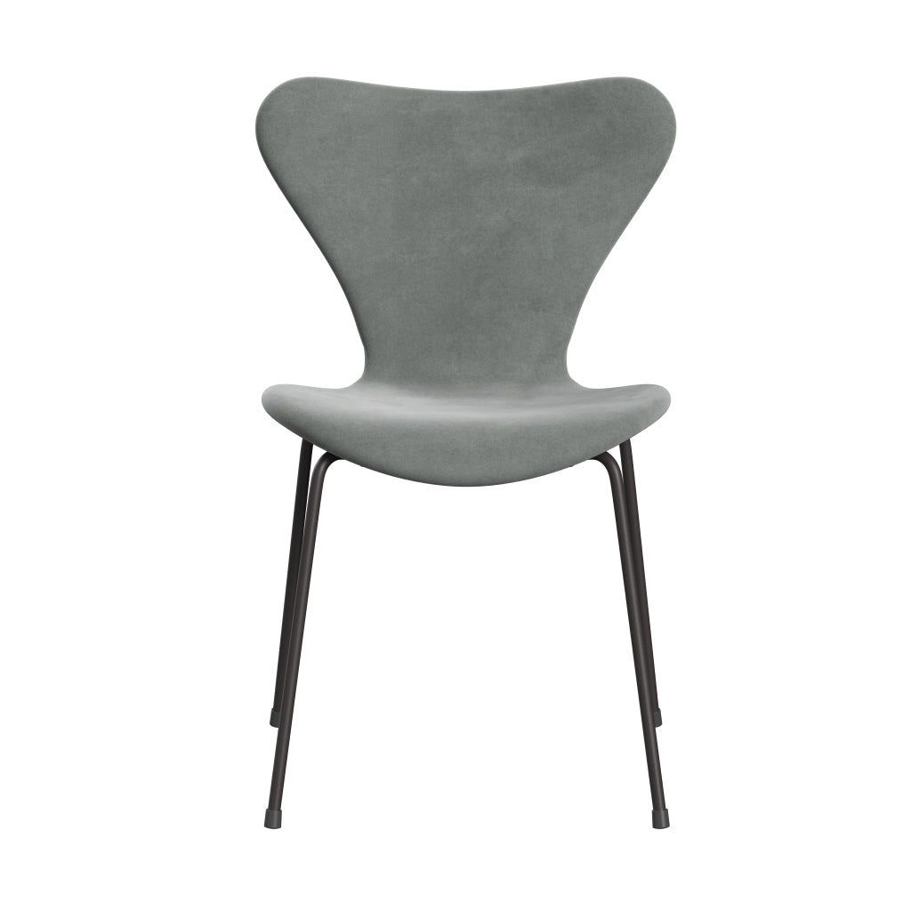 Fritz Hansen 3107 Chair Full Upholstery, Warm Graphite/Belfast Velvet Seal Grey