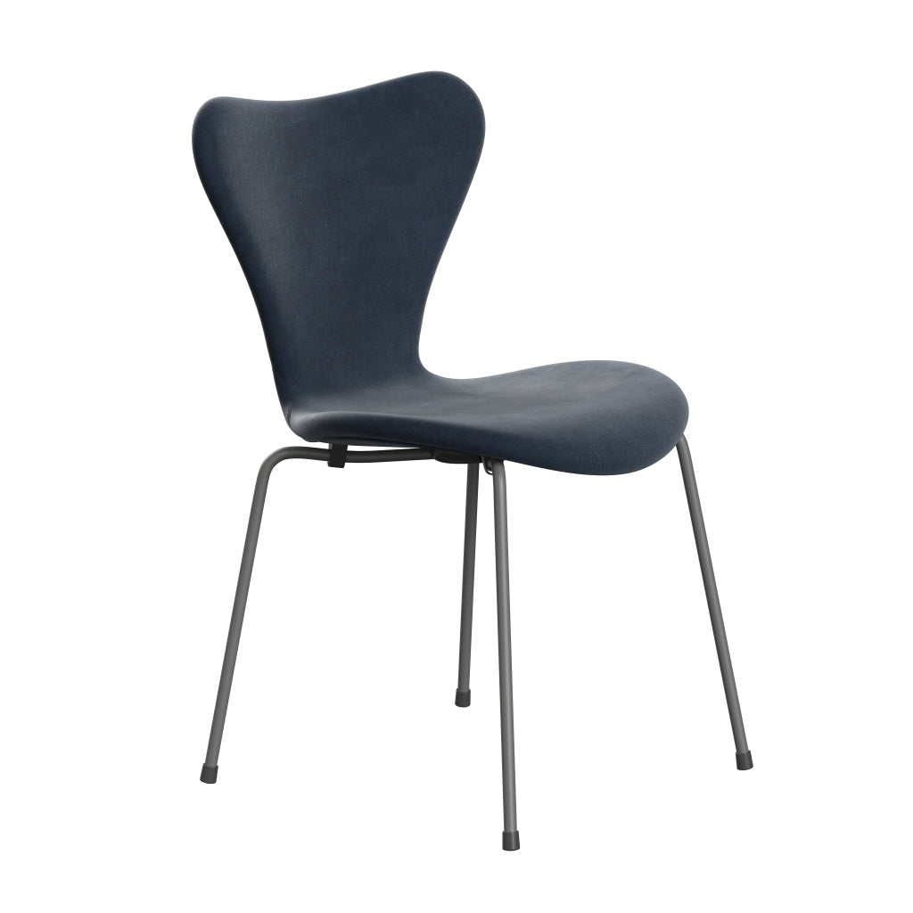 Fritz Hansen 3107 Chair Full Upholstery, Silver Grey/Belfast Velvet Grey Blue