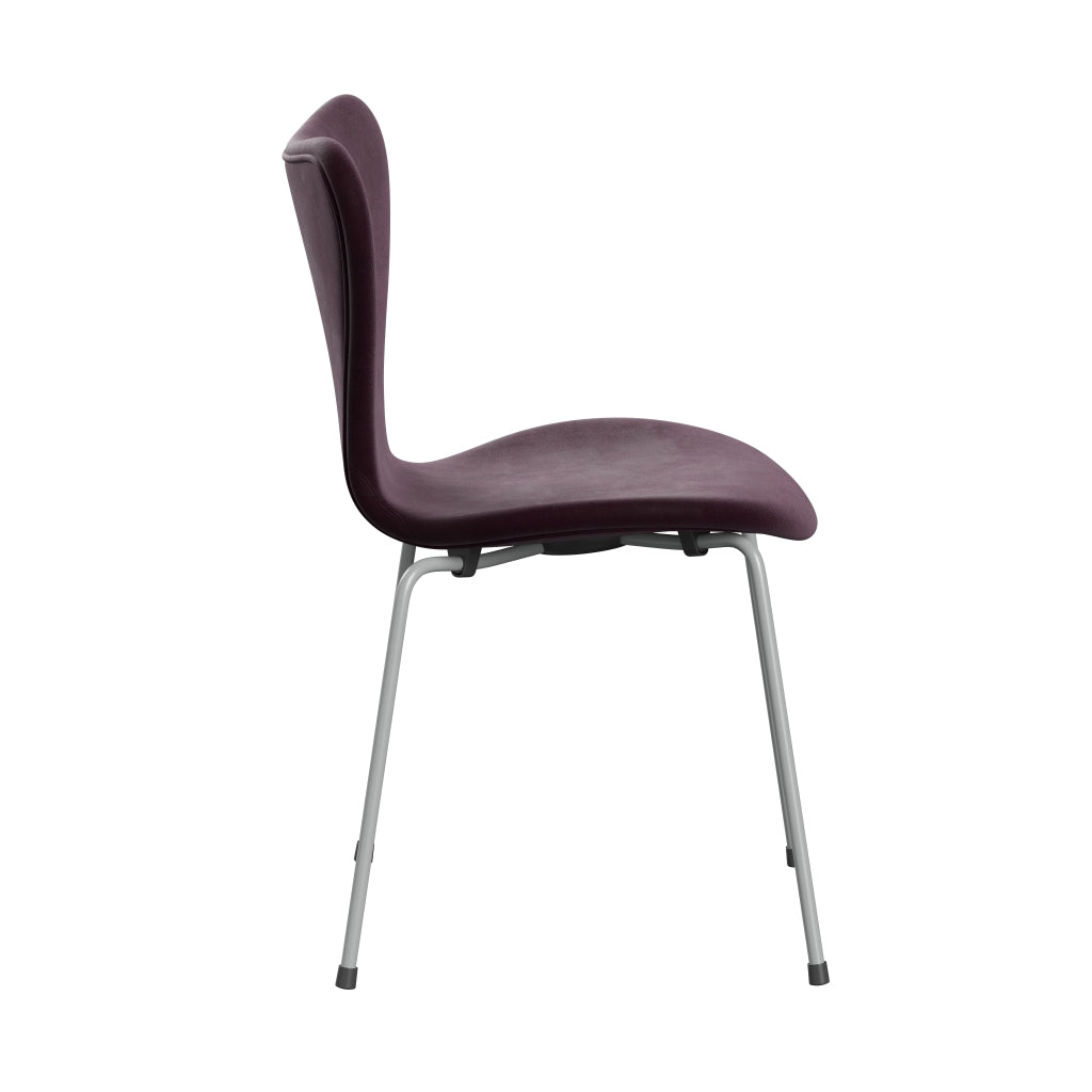 Fritz Hansen 3107 Chair Full Upholstery, Nine Grey/Belfast Velvet Dark Plum