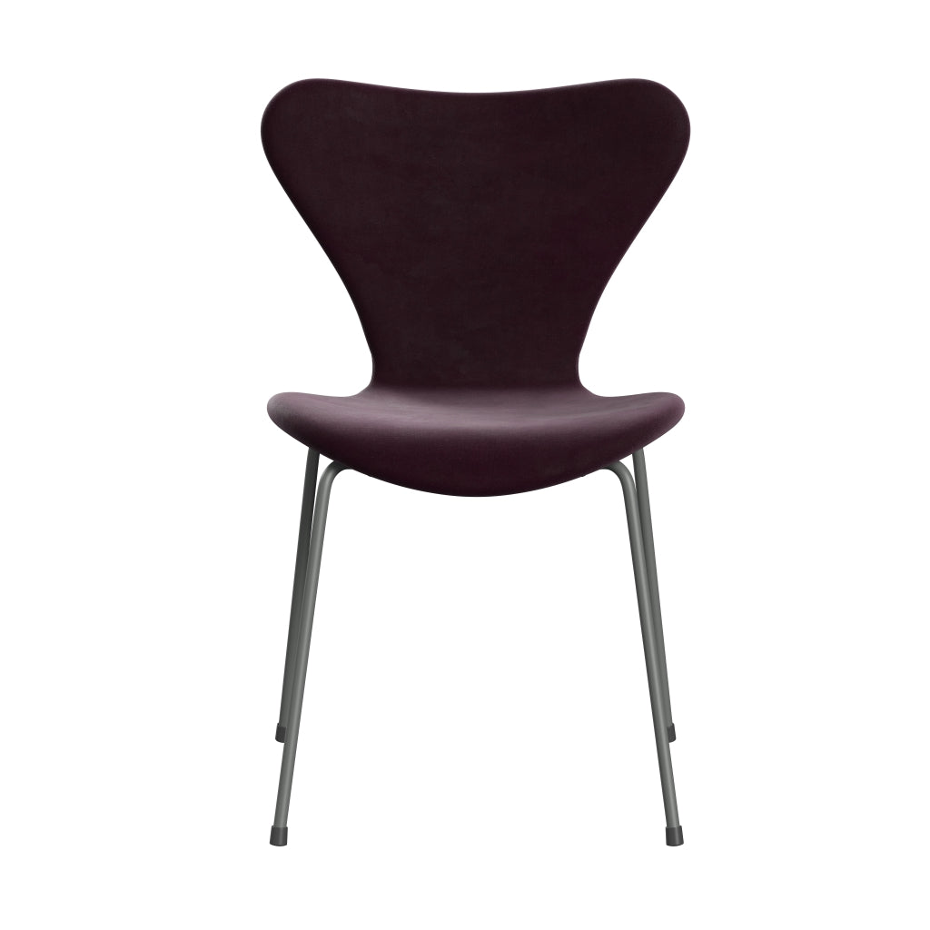 Fritz Hansen 3107 Chair Full Upholstery, Silver Grey/Belfast Velvet Dark Plum