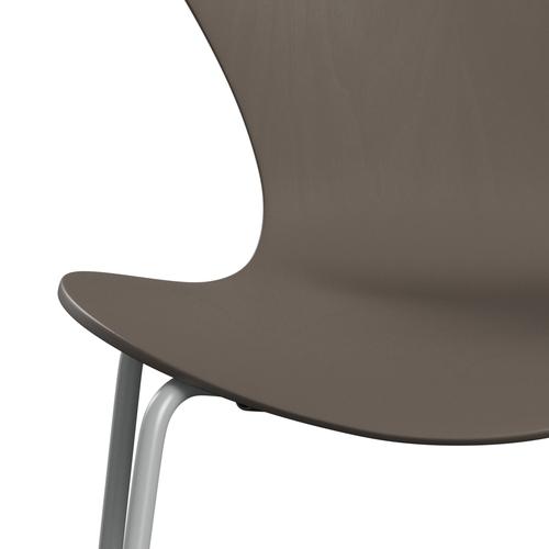 Fritz Hansen 3107 Chair Unupholstered, Nine Grey/Dyed Ash Deep Clay