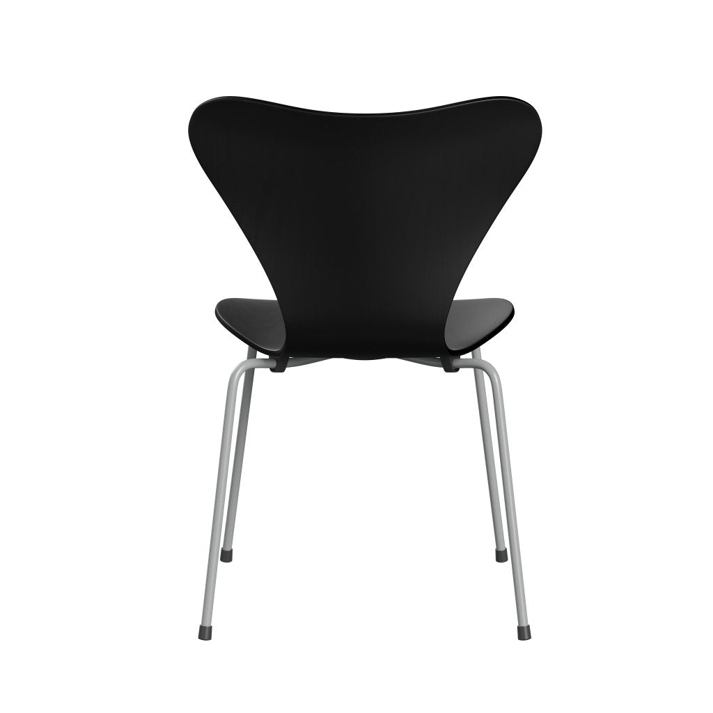 Fritz Hansen 3107 Chair Unupholstered, Nine Grey/Dyed Ash Black