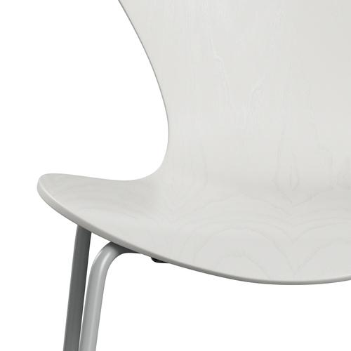 Fritz Hansen 3107 Chair Unupholstered, Nine Grey/Dyed Ash White