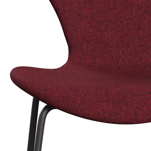 Fritz Hansen 3107 Chair Full Upholstery, Warm Graphite/Divina Md Raspberry