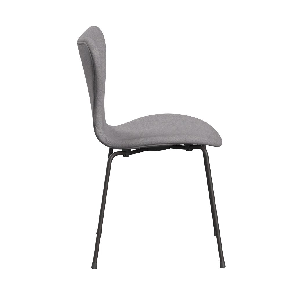 Fritz Hansen 3107 Chair Full Upholstery, Warm Graphite/Divina Md Cool Light Grey