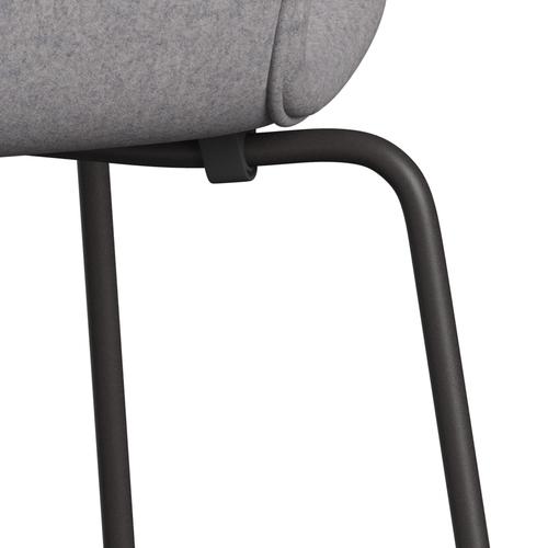 Fritz Hansen 3107 Chair Full Upholstery, Warm Graphite/Divina Md Cool Light Grey