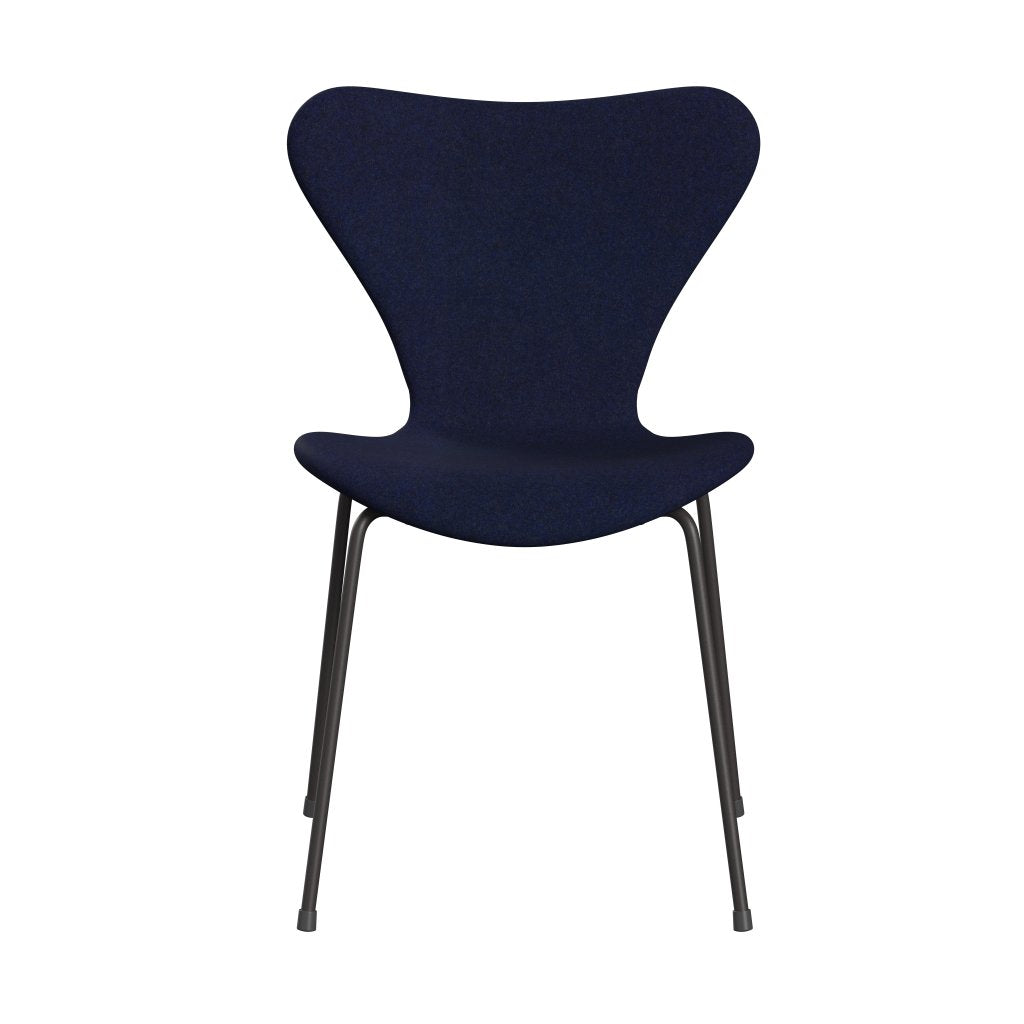 Fritz Hansen 3107 Chair Full Upholstery, Warm Graphite/Divina Md Midnight Blue