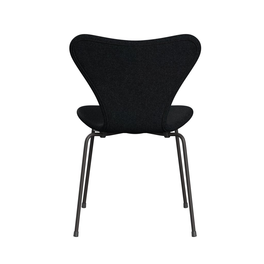 Fritz Hansen 3107 Chair Full Upholstery, Warm Graphite/Divina Md Black