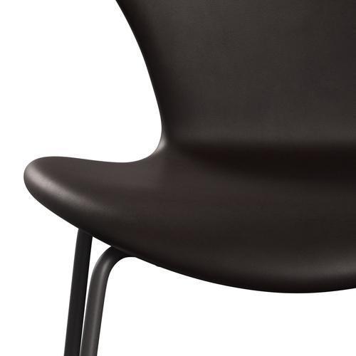 Fritz Hansen 3107 Chair Full Upholstery, Warm Graphite/Grace Dark Brown