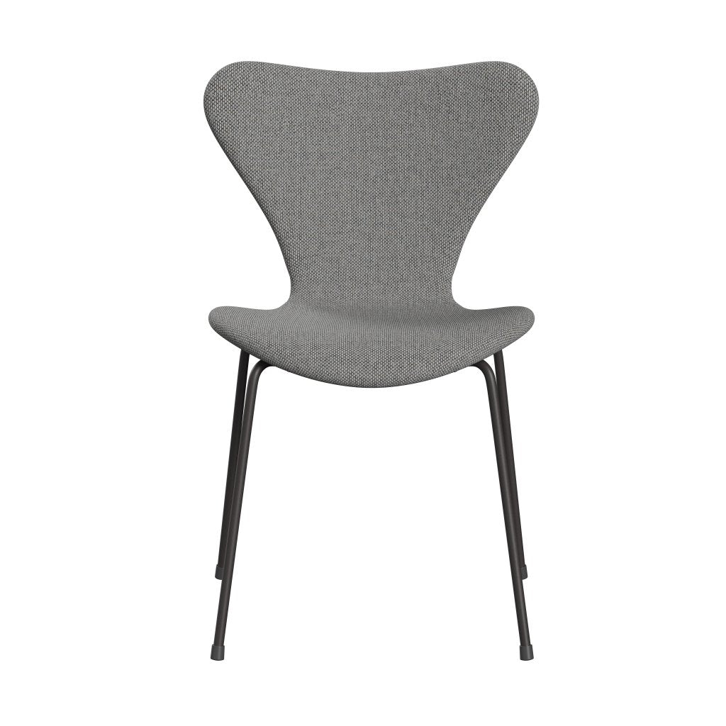 Fritz Hansen 3107 Chair Full Upholstery, Warm Graphite/Re Wool Wool White/Natural