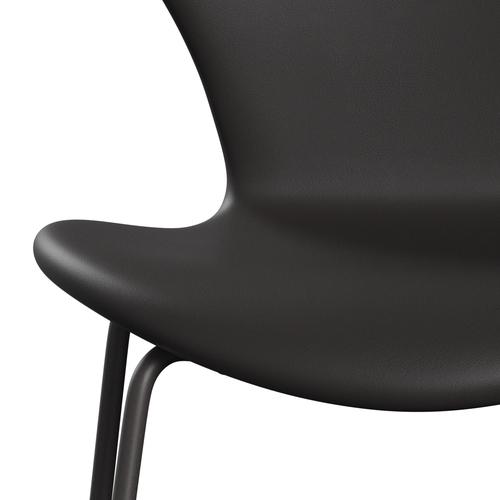 Fritz Hansen 3107 Chair Full Upholstery, Warm Graphite/Soft Black Brown