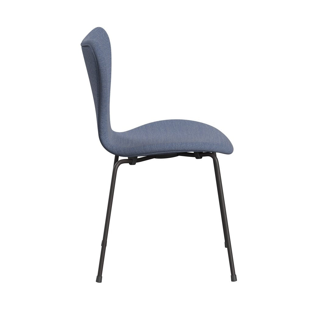 Fritz Hansen 3107 Chair Full Upholstery, Warm Graphite/Steelcut Trio White/Blue