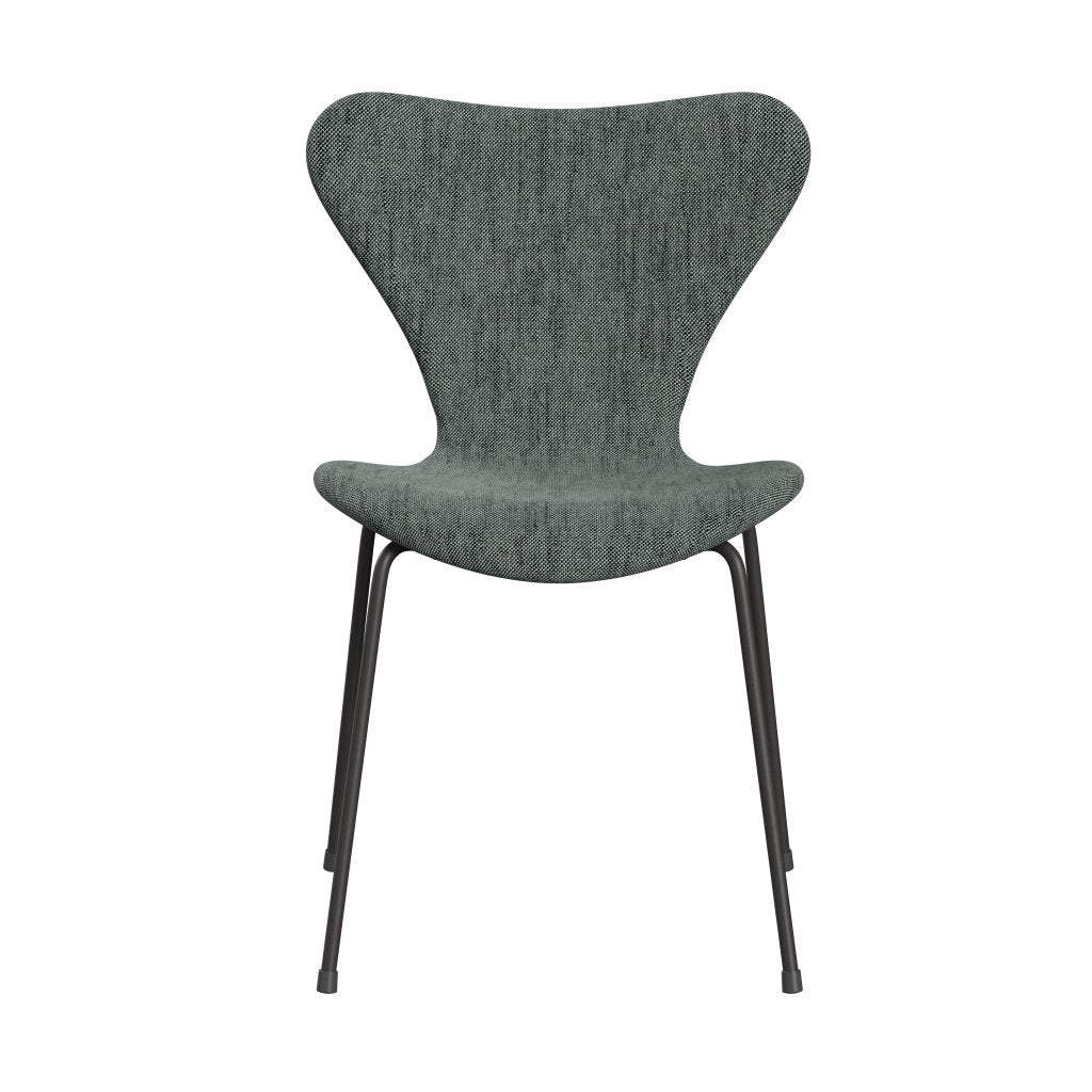 Fritz Hansen 3107 Chair Full Upholstery, Warm Graphite/Sunniva 2 Black/White