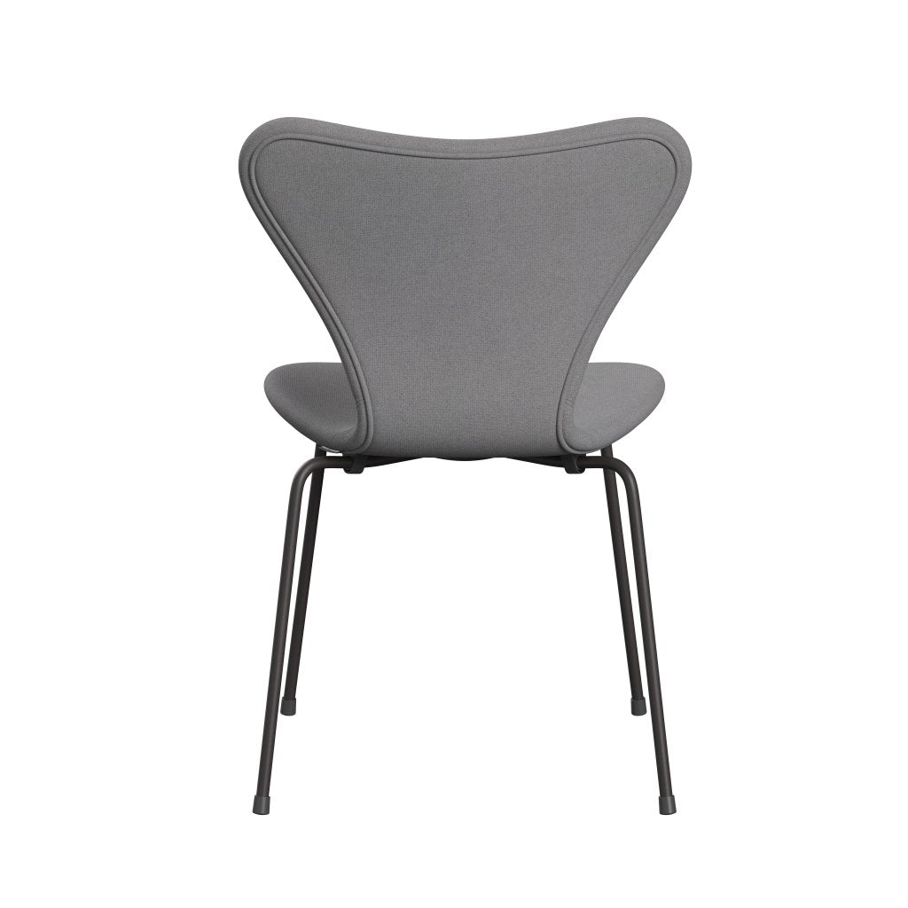 Fritz Hansen 3107 Chair Full Upholstery, Warm Graphite/Tonus Light Grey