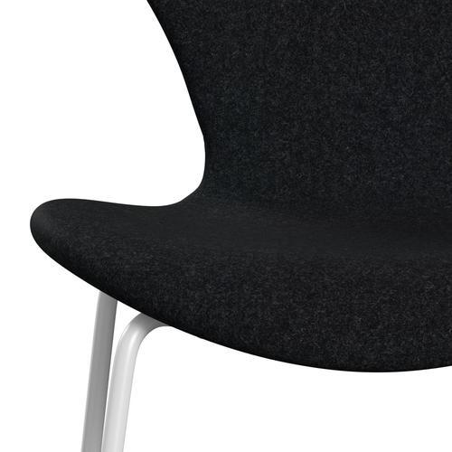 Fritz Hansen 3107 Chair Full Upholstery, White/Divina Md Black