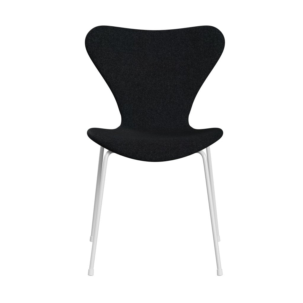 Fritz Hansen 3107 Chair Full Upholstery, White/Divina Md Black