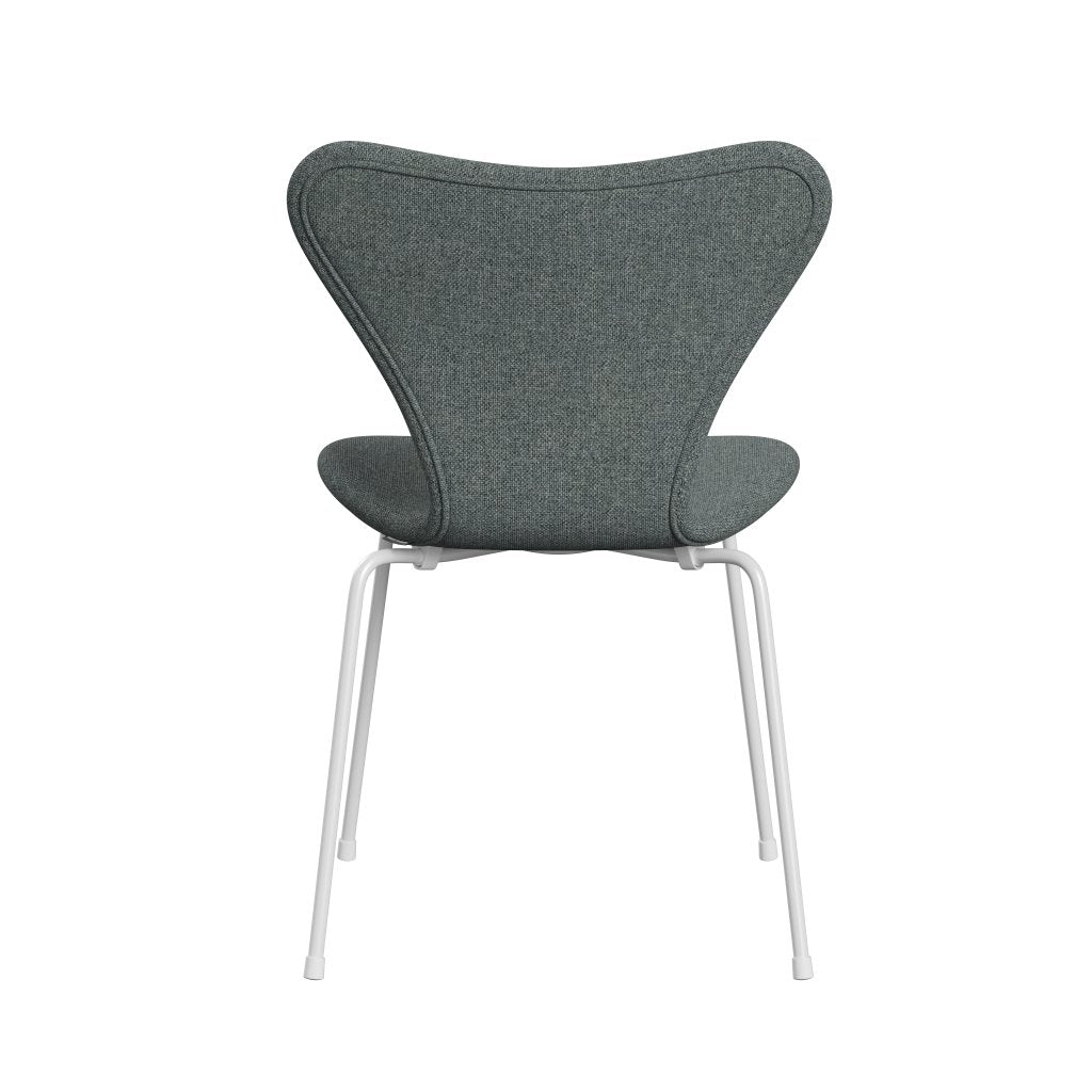 Fritz Hansen 3107 Chair Full Upholstery, White/Hallingdal Grey