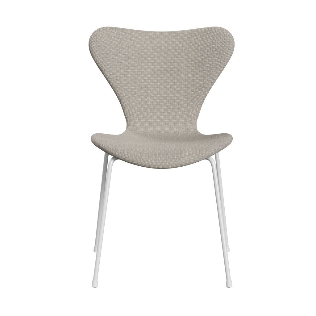 Fritz Hansen 3107 Chair Full Upholstery, White/Hallingdal Light Grey (Hal103)