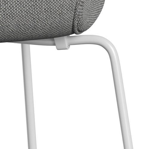 Fritz Hansen 3107 Chair Full Upholstery, White/Re Wool Wool White/Natural