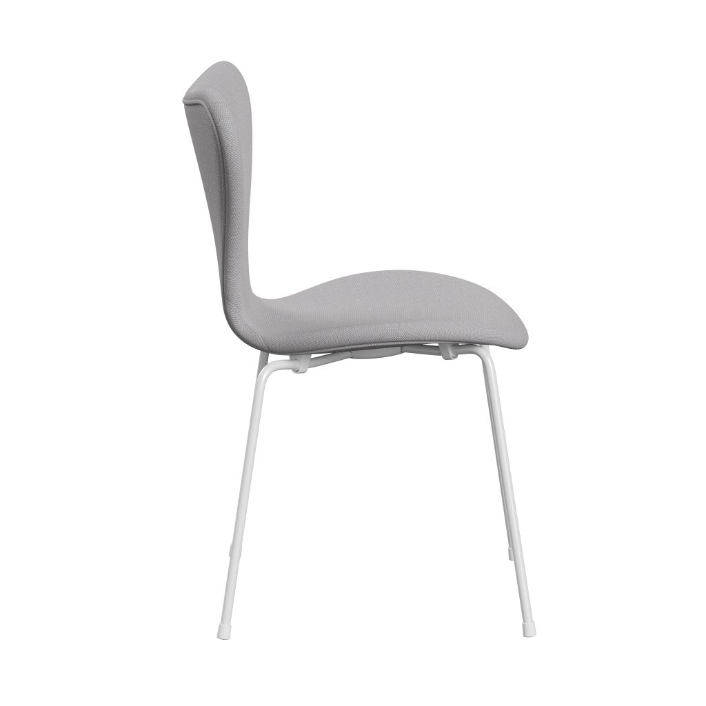 Fritz Hansen 3107 Chair Full Upholstery, White/Steelcut Trio White & Light Grey