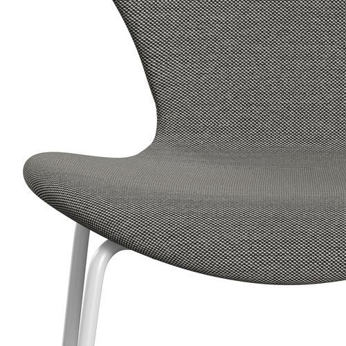 Fritz Hansen 3107 Chair Full Upholstery, White/Steelcut Trio White/Black