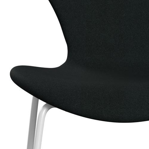 Fritz Hansen 3107 Chair Full Upholstery, White/Tonus Black