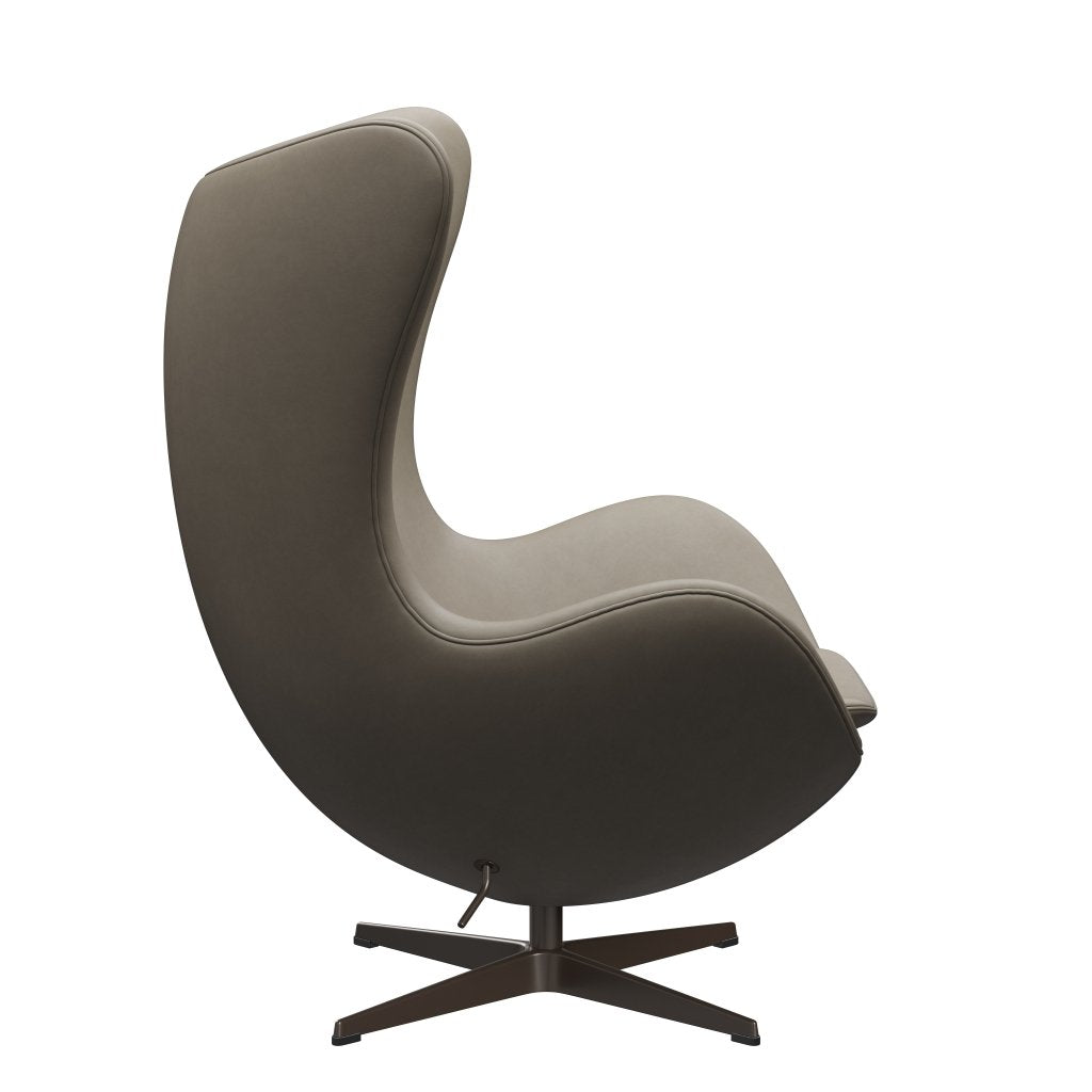 Fritz Hansen The Egg Lounge Chair Leather, Brown Bronze/Essential Light Grey